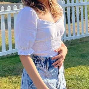White puff sleeve top